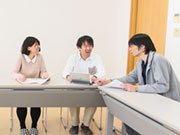 「こんなのがあったらいいね」8月のOPENに向けて打合せを重ねています。