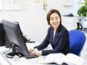【LINE Worksによる社内管理】
社員間の連絡はLINEワークスを導入。連絡事項はチャットで行ったり、社員の予定を共有カレンダーで管理したり、効率良く仕事ができる環境作りにも着手しています。