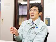 経営管理部 課長/西村 雅佳さん