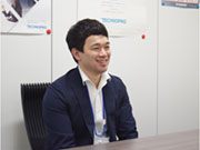 技術部/遠藤(未経験入社者)
今の仕事に転職してプライベートの時間も増えました。休日にはジムに通ったり、空いた時間にスクールで勉強したり、以前よりも充実した毎日を送ることができています。