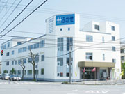 <勤務先は下記以外も希望に応じます> 松川町・万代町・宮前町・亀田町等、施設も「病院」「有料老人ホーム」「デイサービス」など様々な場所がありますので、ご自宅の近くや通いやすさでお選び下さいね。