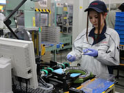軽い部品を製造しているので、女性でも無理なく作業できますよ。女性専用のロッカー完備など働きやすい環境作りをおこなっています。