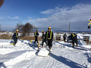 冬期は線路や周辺の除雪作業もあります。年間を通して安定的に仕事はあるという点も企業の安定性のポイントです。