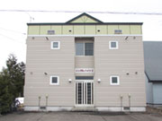 佐呂間町内に社宅があります。現在も新たに一棟建設中です。家族がいる方については、町営住宅の紹介などもできます。引越が必要な方もサポートしますのでご安心下さいね♪