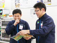 (株)クレバージャパン コンビニ事業部