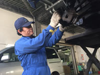 日北自動車工業(株)