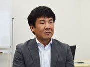 取締役/吉岡佑人