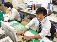 (株)クラモト 札幌営業所