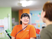 スタッフ同士いつも相談し合いながら、協調性・輪を大切にして業務に取り組んでいます。