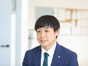私たちは社員の声を大切にしています。実際にスタッフの声から公休を5日→6日に増やしたり、このエサの方が食べるというスタッフの意見を取り入れて、エサを変更することもあります。
