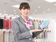 携帯の知識が特にあるわけでもなかった私。
本当に未経験からのスタートでした。
お店の雰囲気がよさそうだったので応募し、入ってみたら本当にみんな優しくていい人ばかりだったんです。人間関係はとても良いです。