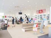 どんどん新店拡大中。
新しくて働きやすい店舗が増えています。
気持ち良く働ける環境です。
現在も安定して店舗が増え続けているので、向上心のある社員が必要です。