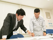 【5:営業との協働】通常は、設備工事プランナーがお客様とのやりとりを行いますが、当社では営業もおりますので協働し仕事を進めることもあります。どの組合せでもチームワークがバッチリ!伝わりませんか??