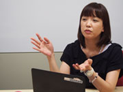 マネージャーと1対1で話をする時間やリーダーと個別に話ができる時間を設けています。出来ていることを再確認、不安に思っていることを払拭できる場。改めて頑張ろうとモチベーションがあがる機会でもあります!
