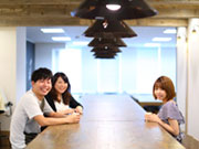 お客様の満足のため、何でも意見を言える社風で、会社への提案を否定されたことはありません。「もっとこうした方がいい!」と思うことがあれば、同僚・上司にも気兼ねなく意見を言えますし、実際に採用されることもあります。