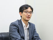 採用担当
細越 哲