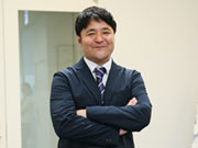 私は沖縄出身です。札幌歴は7年目になりますので、移住の先輩として手続きや家探しなどのご相談にも乗りますよ!(部長/大城)
