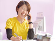 ★婚活支援制度★
「働いているとなかなか出会いがない」「将来が不安」そんなスタッフの声から生まれた制度。信頼できる結婚相談所と提携しているので、通常よりもお得に利用ができるので、社員からも好評です。