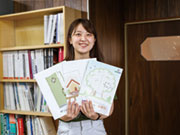 これは毎年作成しているお客様向けのパンフレットです。お客様に喜んでもらえるにはどういう内容が良いか?スタッフ同士で意見を出し合いながら作成しています♪