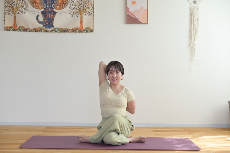 ヨガで「自分を取り戻す時間」がママと子どもを笑顔にする | 鈴木瞳さん